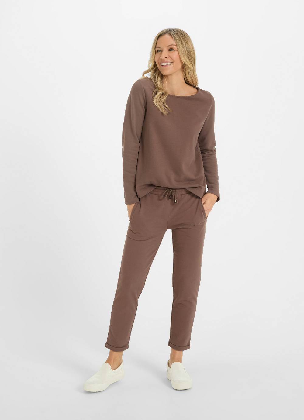 Juvia Casual Fit - Sweatpants Limitierter Zeitrabatt