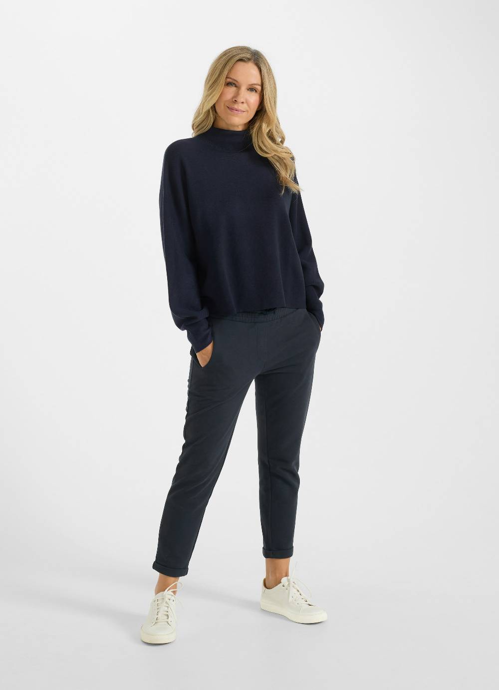 Juvia Padstow Sweater Collar 2025
