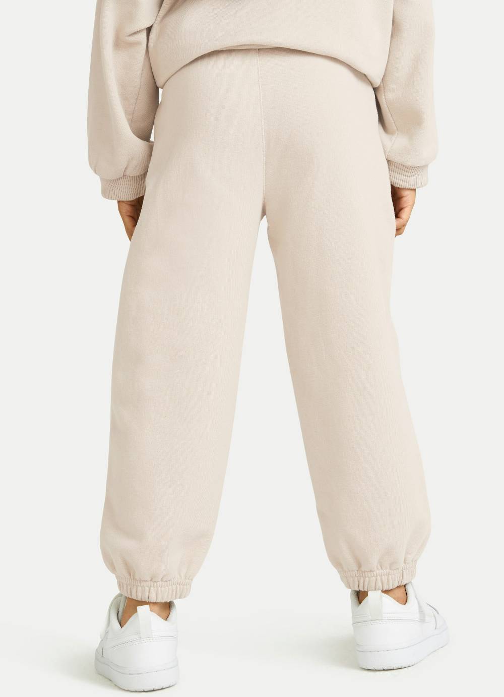 Juvia Loose Fit - Sweatpants Bis zu 50% Rabatt