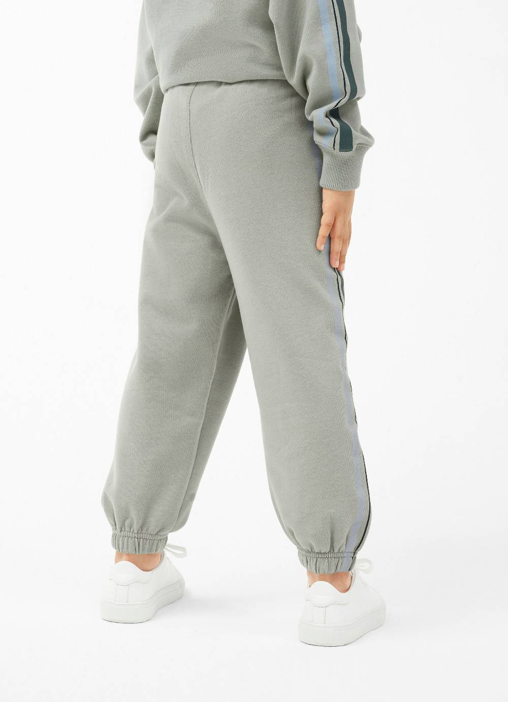 Juvia Sweatpants Begrenzt auf 3 Tage