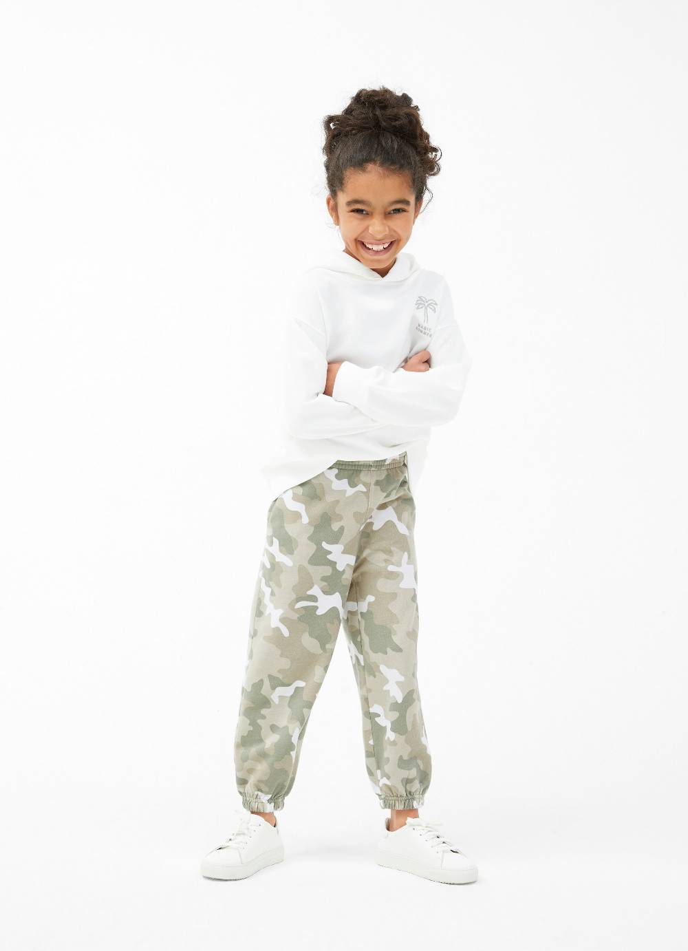 Juvia Sweatpants Rabatte dieses Monats