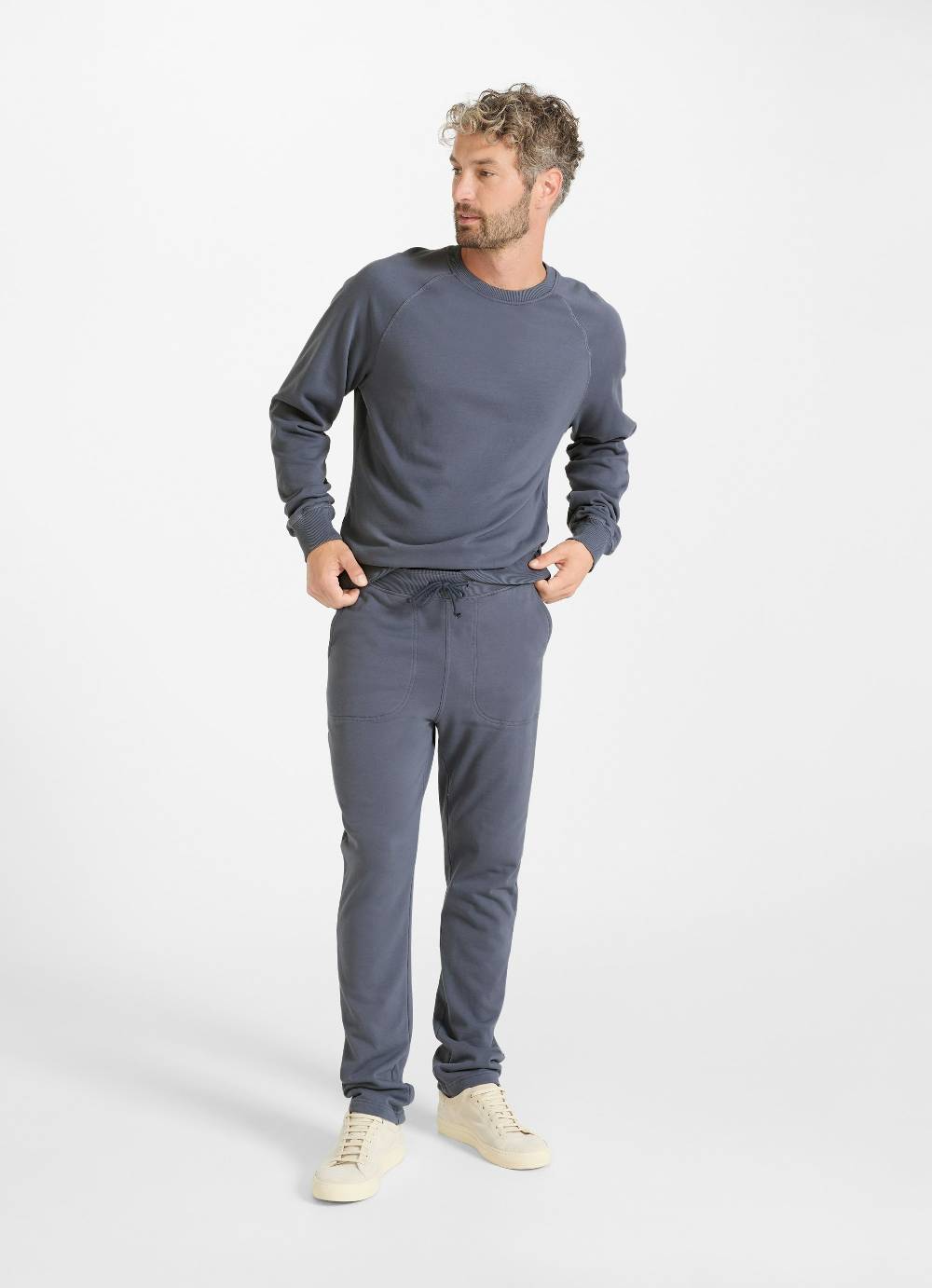 Juvia Regular Fit - Sweatpants Cyber Monday