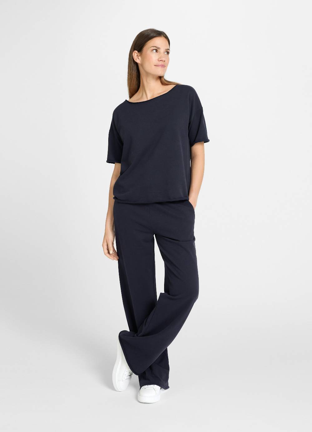 Juvia Wide Leg Fit - Sweatpants Saisonale Angebote