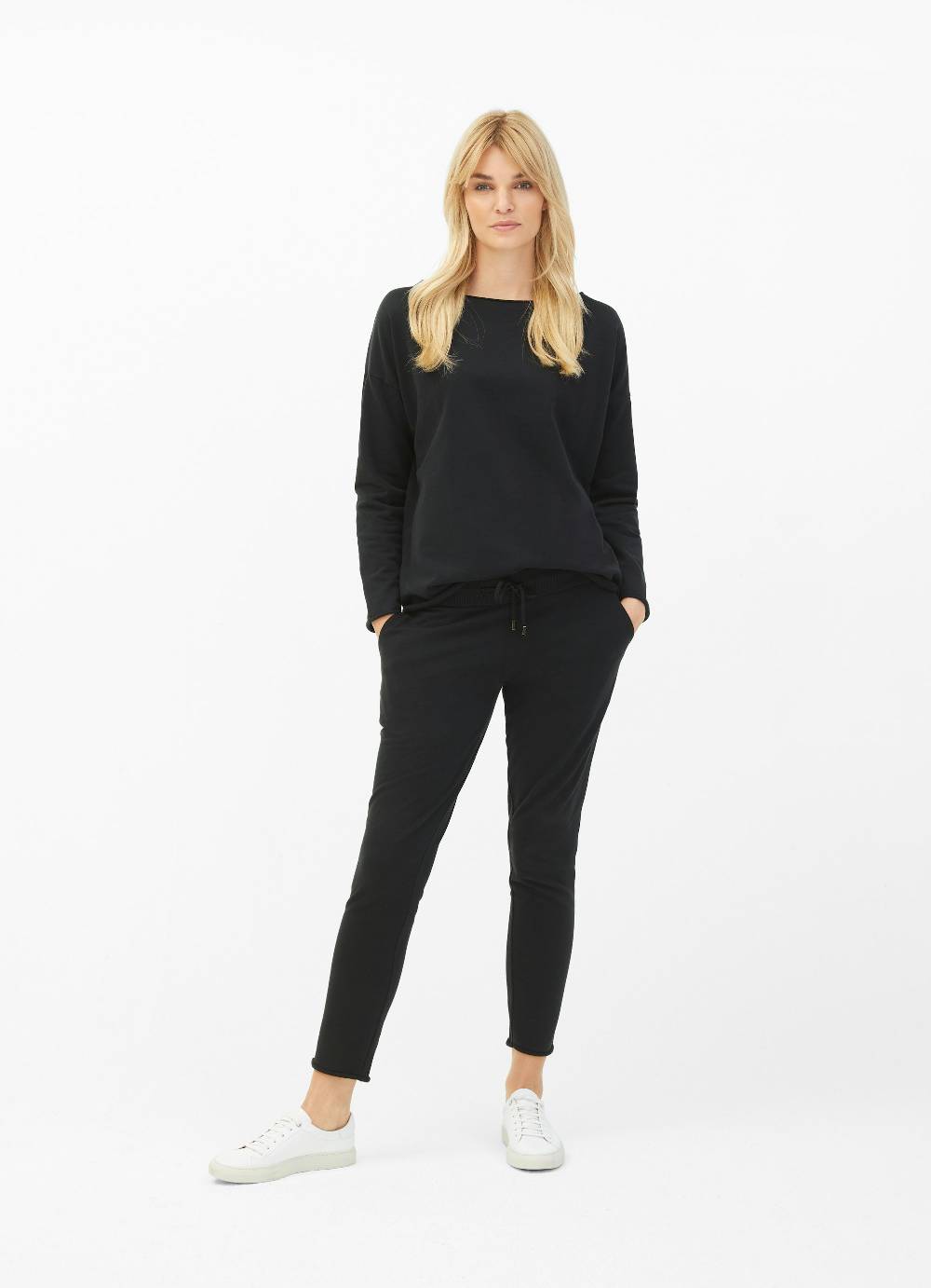 Juvia Sweatshirt 50% Rabatt mit kostenlosem Versand