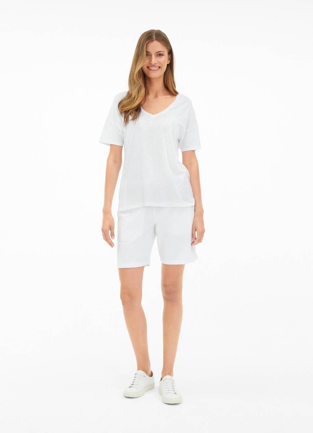 Juvia T-Shirt Online Shopping