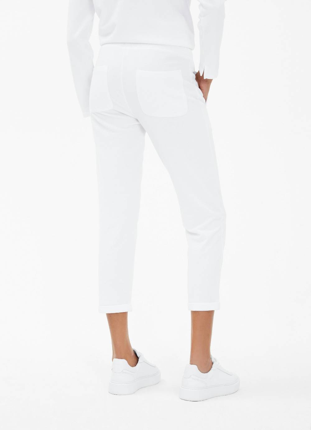 Juvia Casual Fit - Sweatpants Blitzangebot
