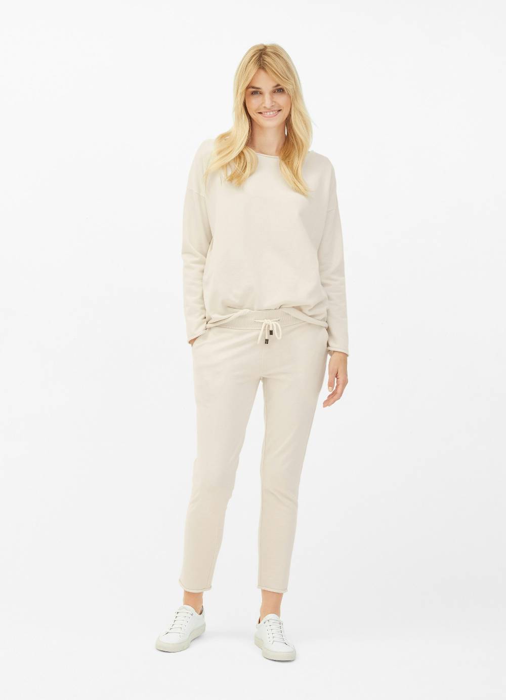 Juvia Slim Fit - Sweatpants Letzte 3 Tage
