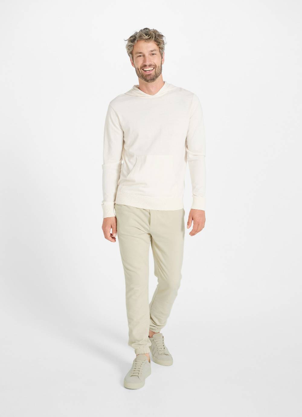 Juvia Strick Hoodie 50% Rabatt für begrenzte Zeit