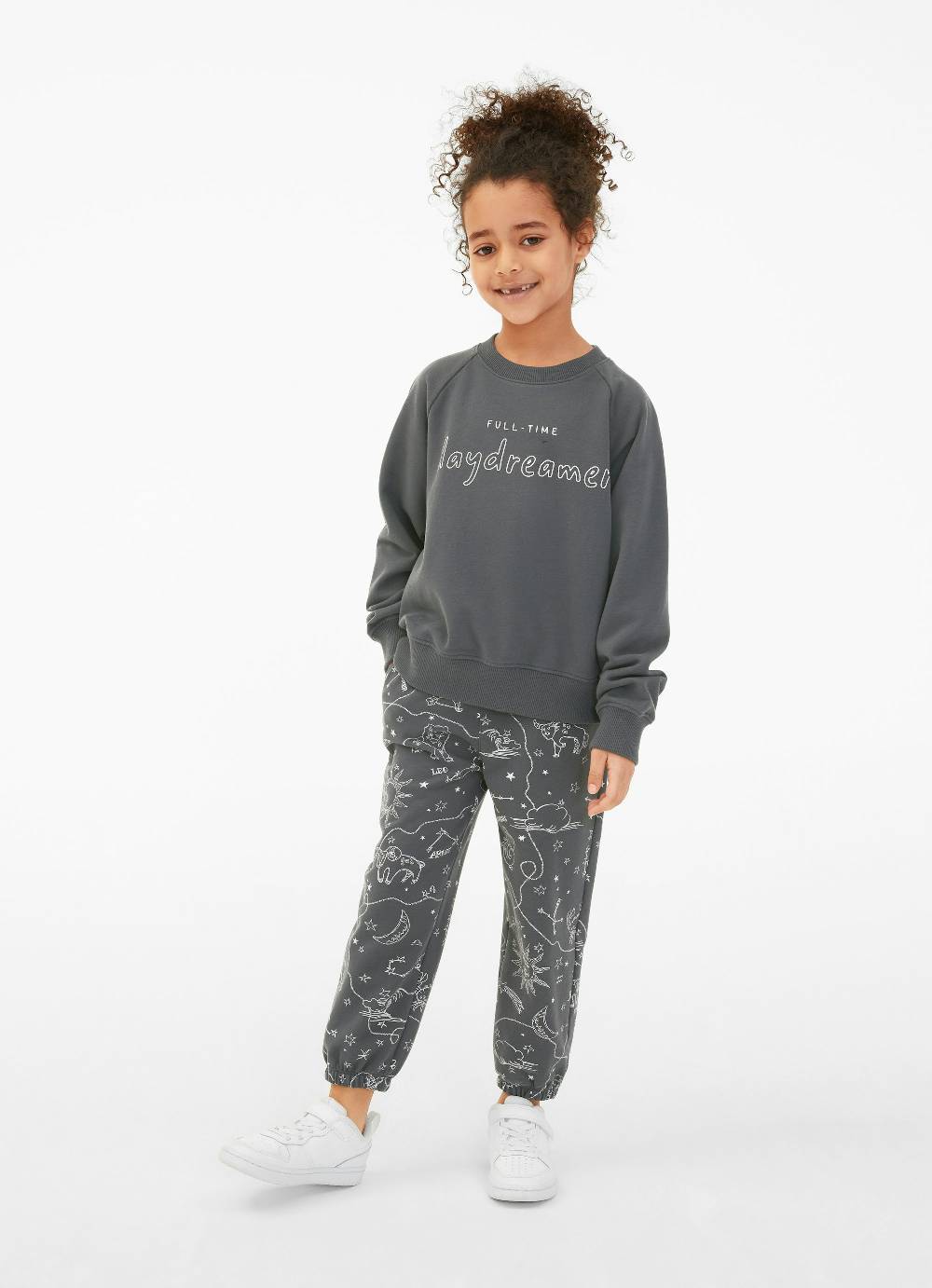 Juvia Baggy Fit - Sweatpants Sonderangebote