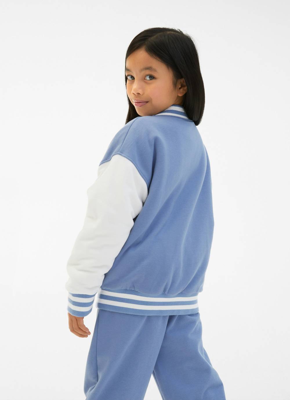 Juvia Collegejacke Kostenlose Rückgabe