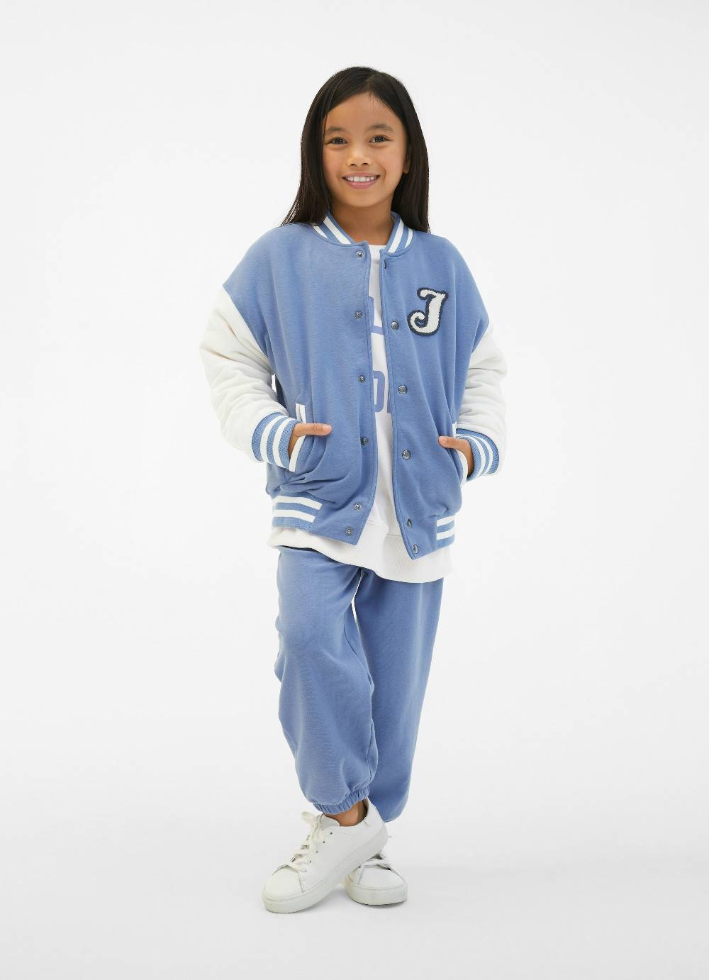 Juvia Collegejacke Kostenlose Rückgabe