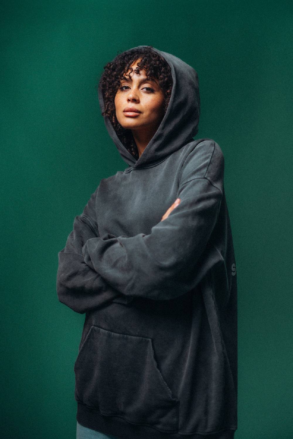 Karo Kauer Statement Hoodie Reflective Fabrikpreis