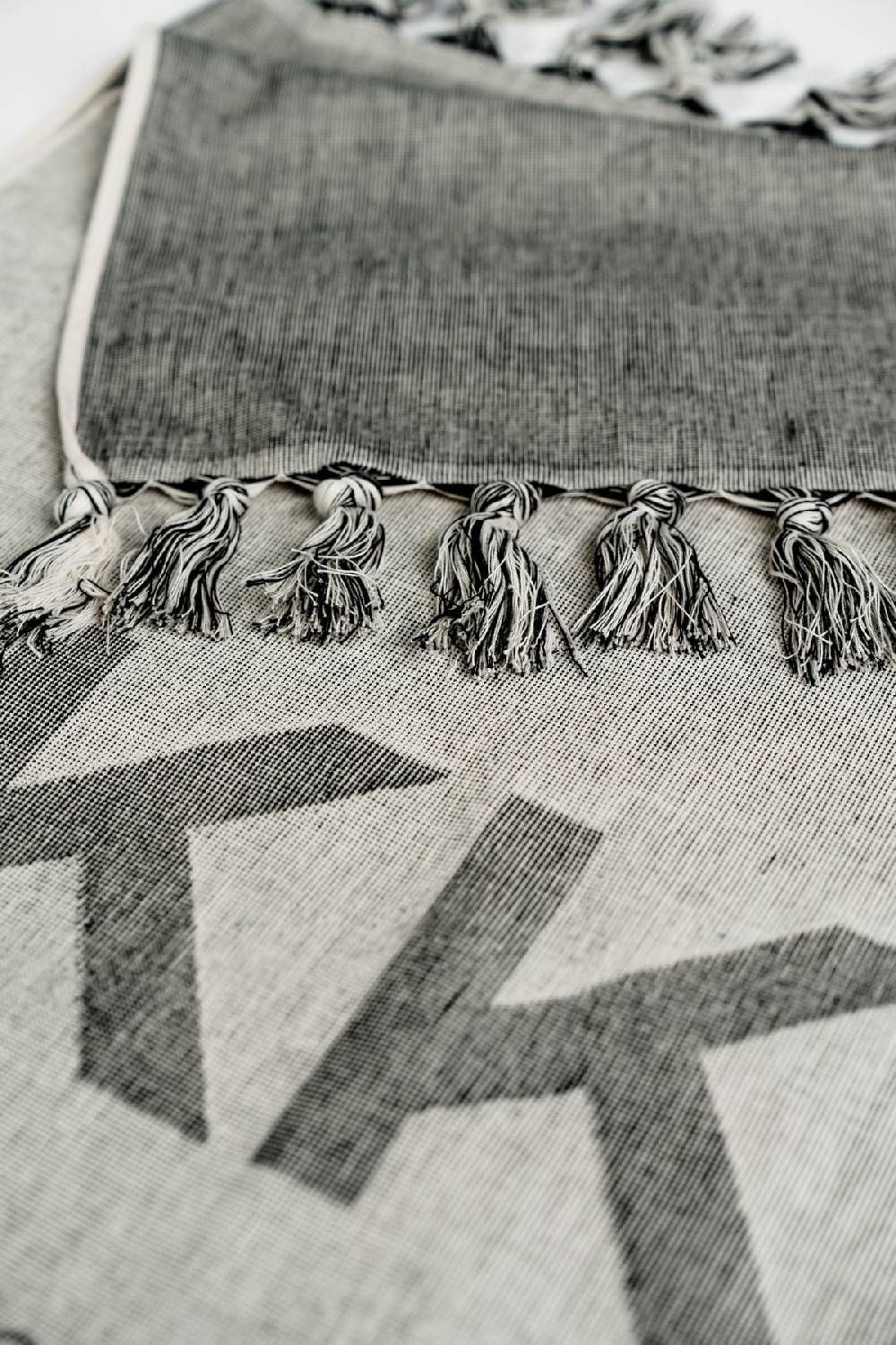 Karo Kauer Beach Towel Grey KKLBL Zeitlich begrenztes Angebot