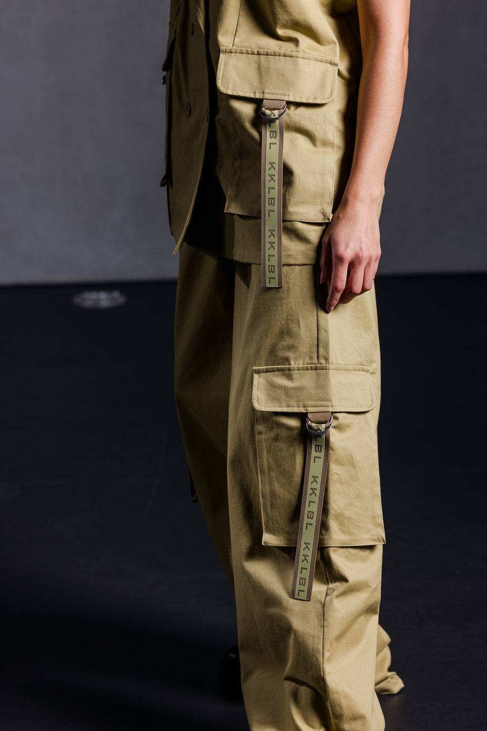 Karo Kauer Cargo Pants Khaki Fabrikverkauf