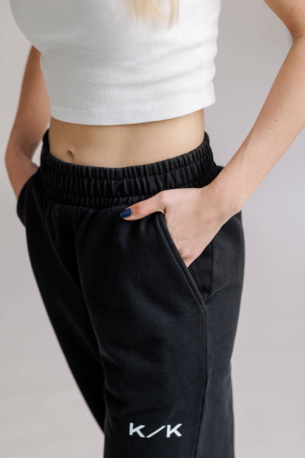 Karo Kauer Joggerpants Faded Black Neueste Stile