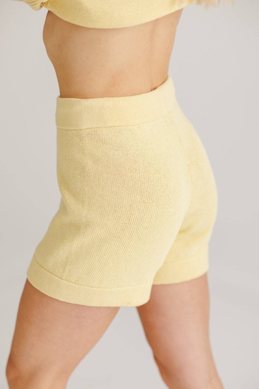 Karo Kauer Knit Shorts Light Yellow JETZT KAUFEN