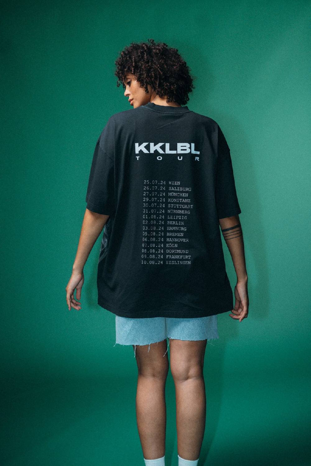 Karo Kauer Tour T-Shirt Smoke Black Letzter Tag