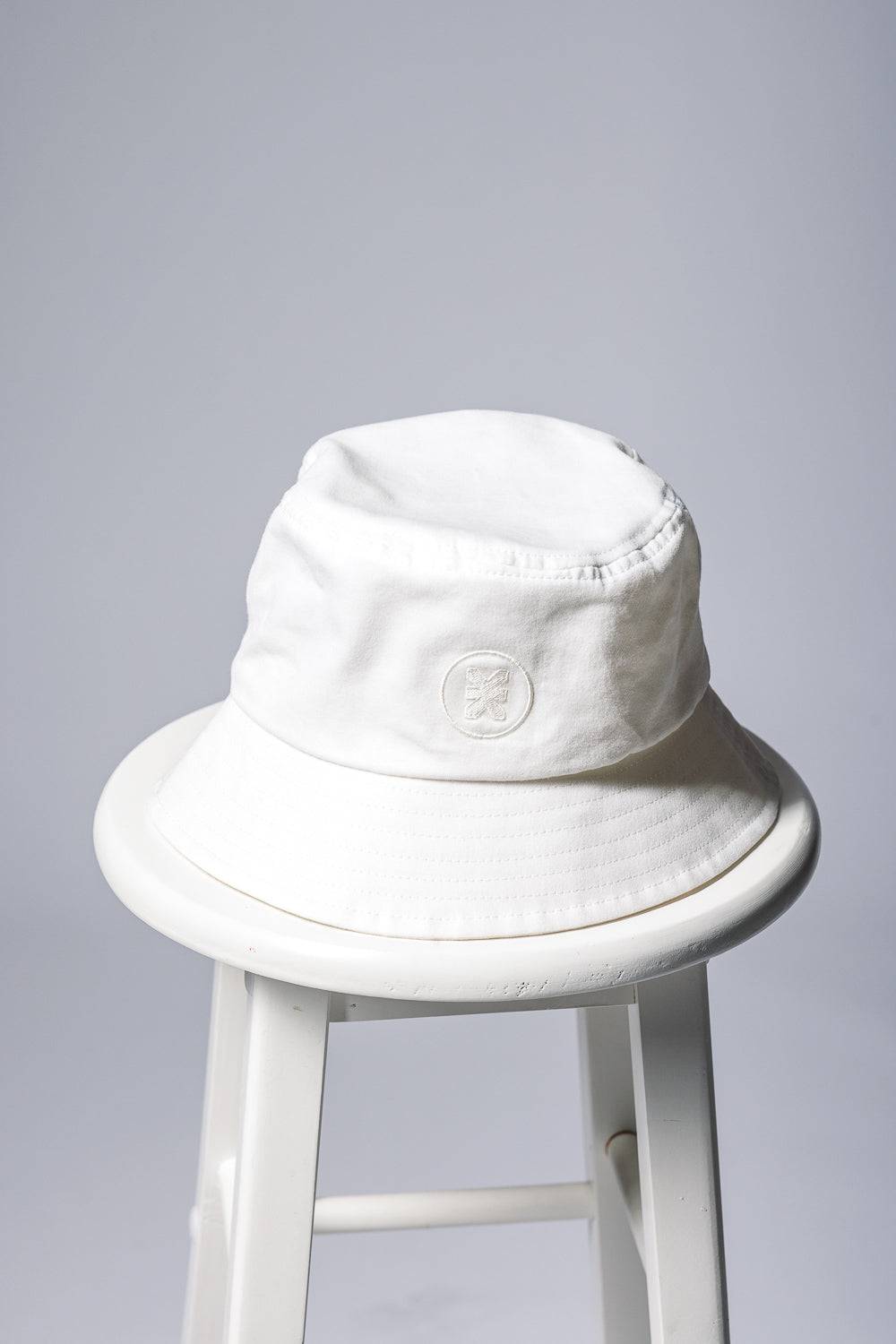 Karo Kauer Bucket Hat Offwhite Kostenloser Versand international