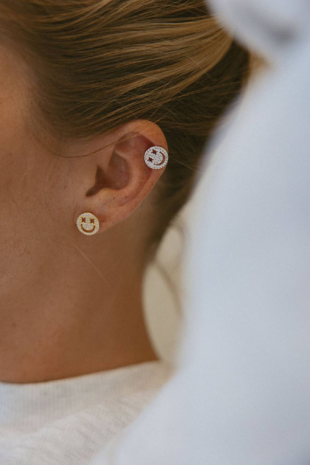 Karo Kauer Smile Studs Sparkle Gold Kostenloser Versand