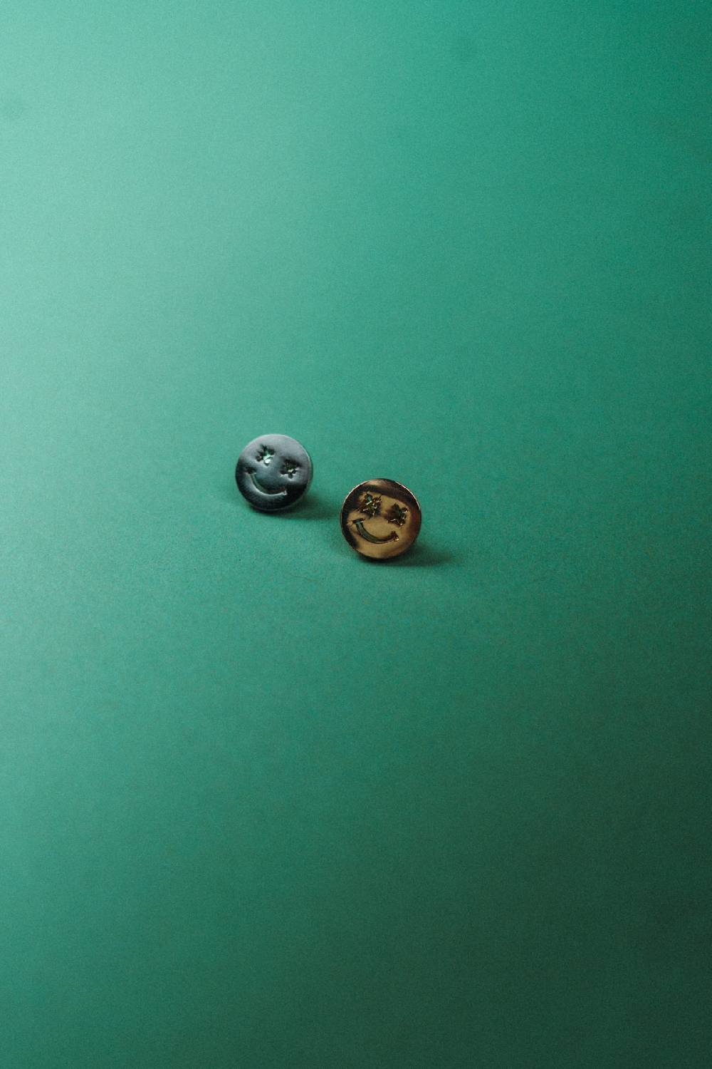 Karo Kauer Pin Gold Black Friday