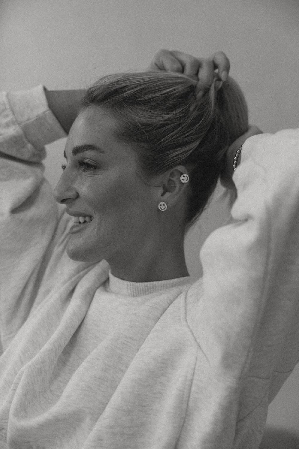 Karo Kauer Smile Studs Sparkle Silver VIP-Rabatte