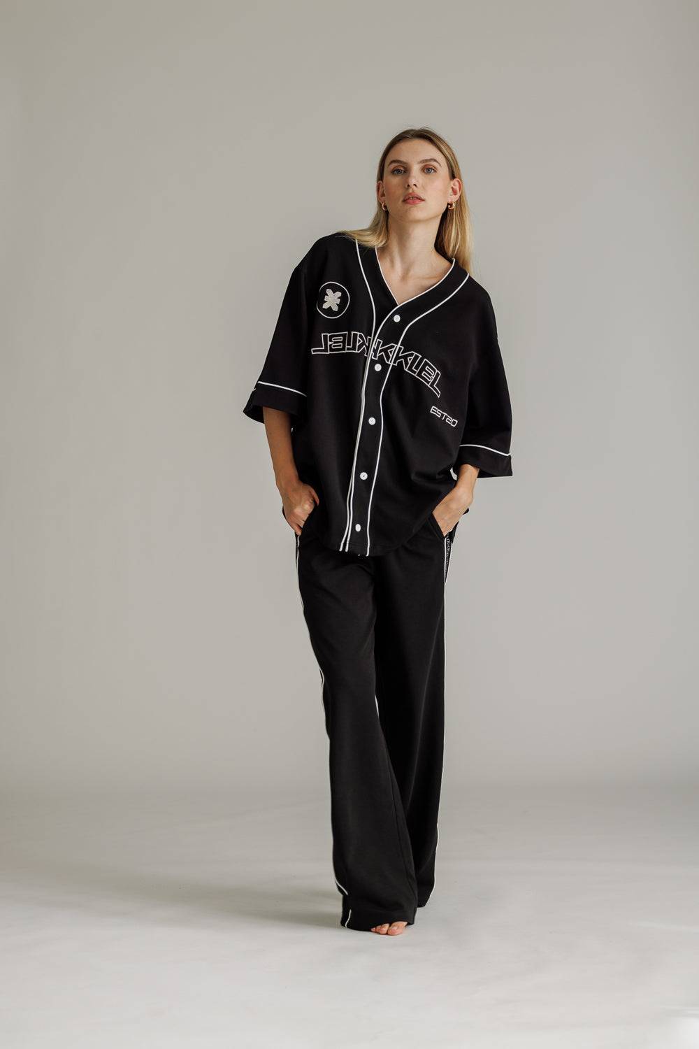 Karo Kauer Baseballshirt Black Begrenzt auf 3 Tage