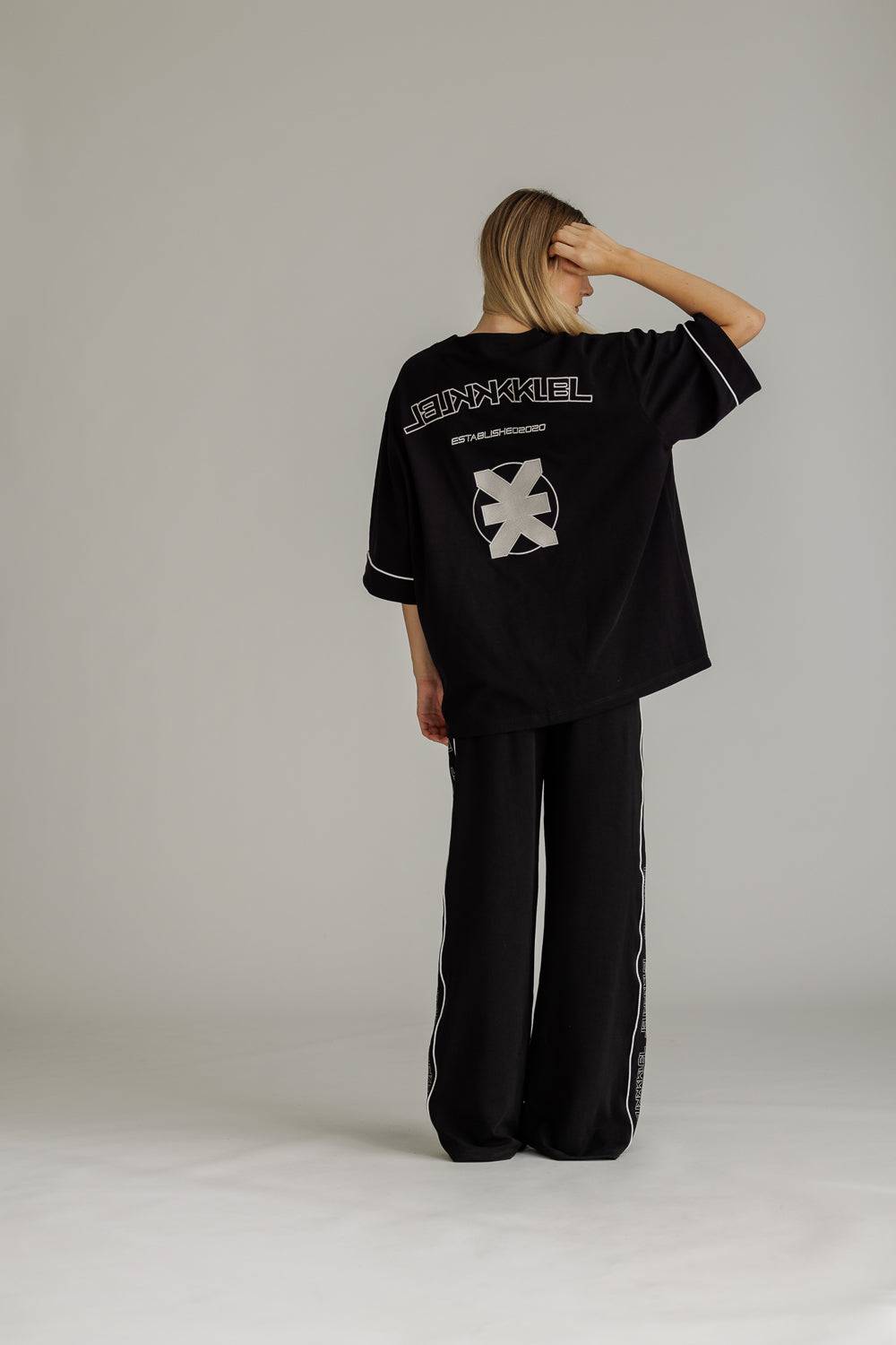 Karo Kauer Baseballshirt Black Begrenzt auf 3 Tage