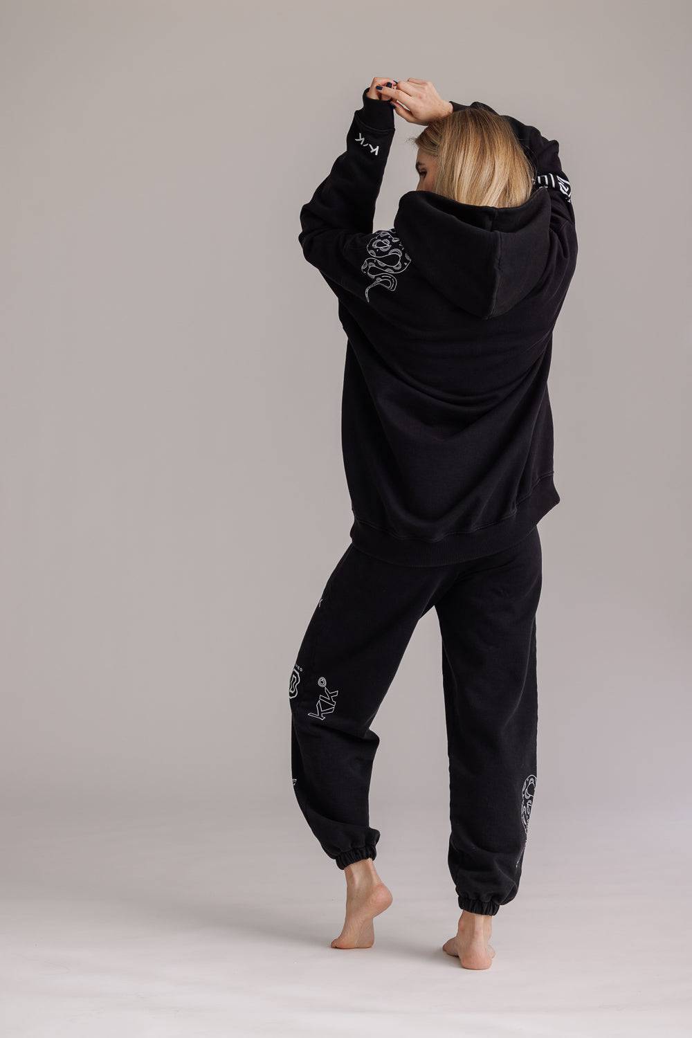 Karo Kauer Hoodie Faded Black Versandkostenfrei