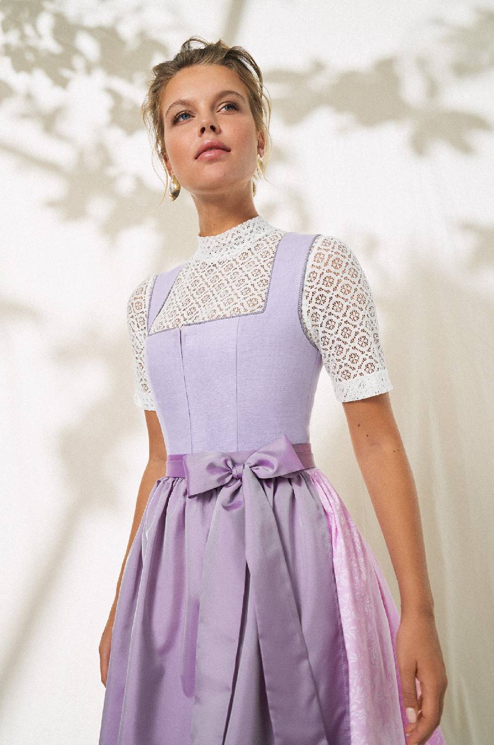 Kinga Mathe Dirndl Almeria in Flieder Rabatt