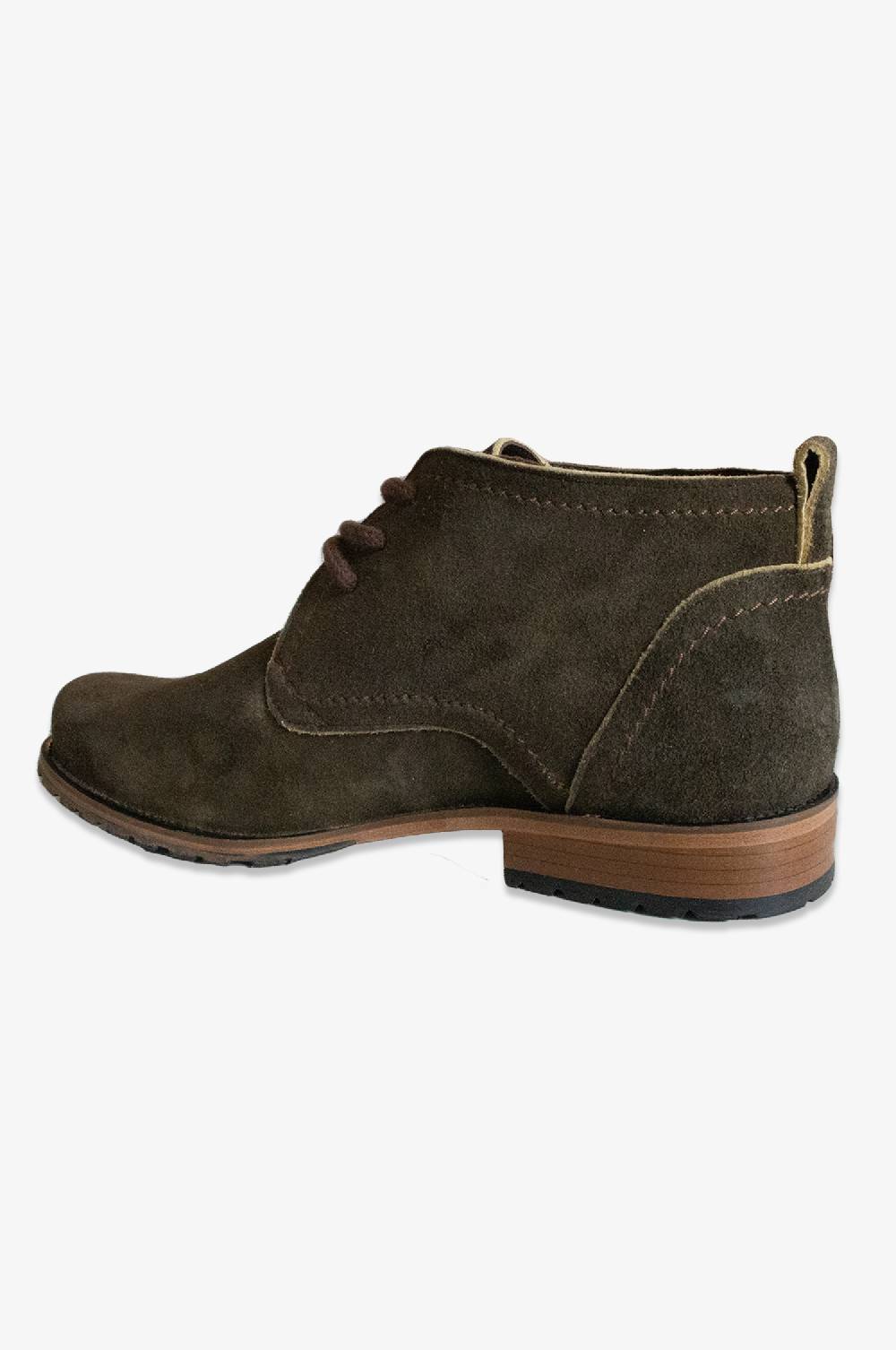 Kinga Mathe Veloursleder Trachtenschuhe in Olive Exklusivangebot