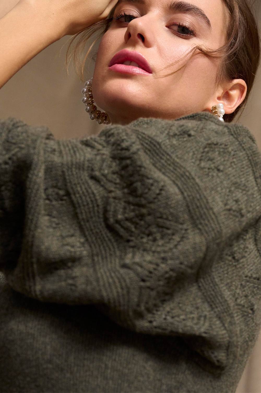 Kinga Mathe Cashmere Strickkleid Leonora in Olive Valentinstagsangebot