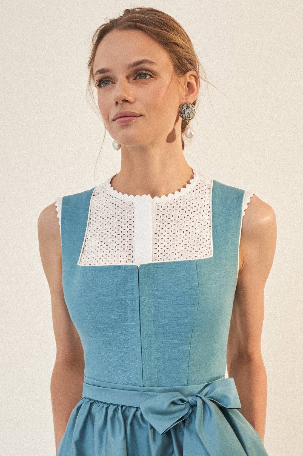 Kinga Mathe Dirndlbluse Romy in Weiß Letzter Tag