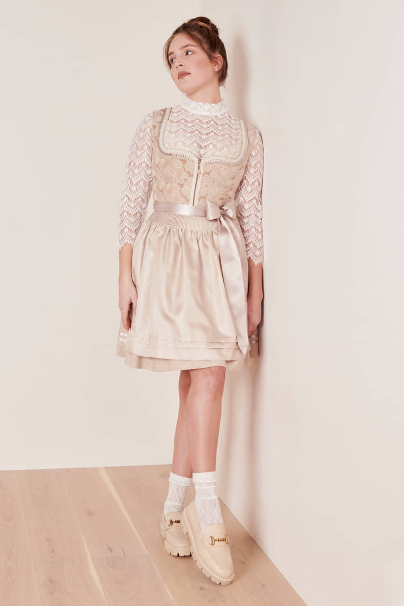 Krüger Madl Dirndl Mae (50cm) Sonderangebot