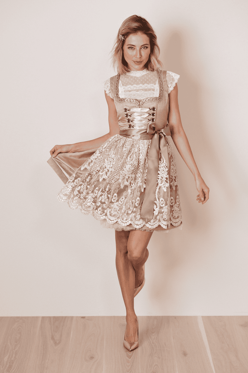 Krüger Madl Dirndl Leticia (50cm) Vierteljährliche Förderung