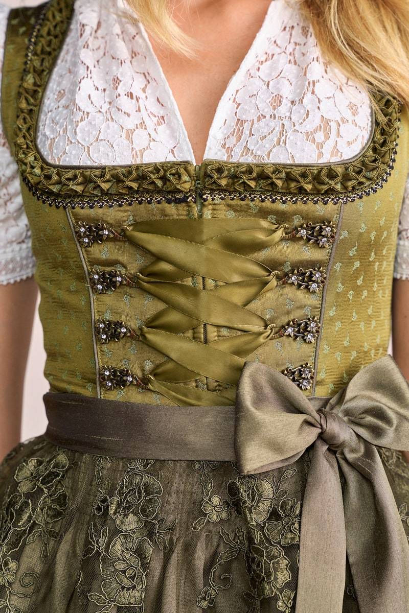 Krüger Madl Dirndl Mirna (70cm) 50% Rabatt mit kostenlosem Versand