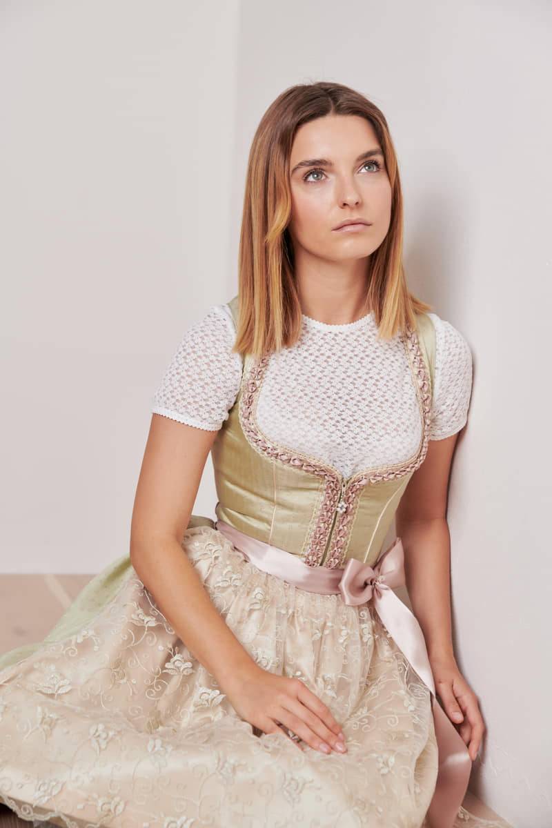 Krüger Madl Dirndl Shelby (50cm) Flash Sale