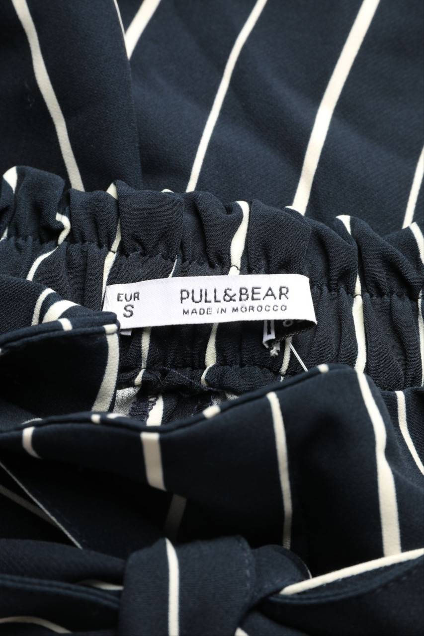 Carou PULL&BEAR Paperbag-Hotpants mit Streifen im Angebot