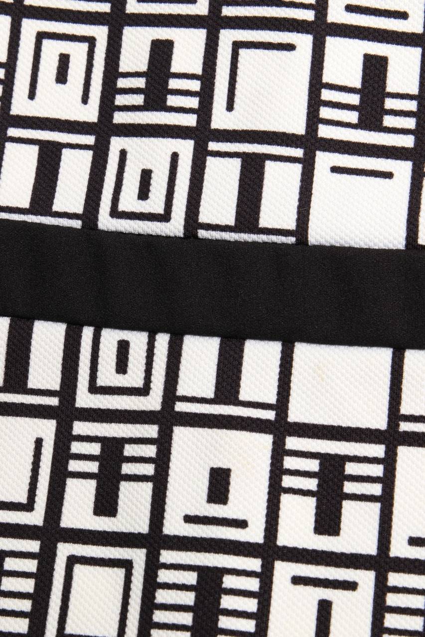 Carou Ohne Label Kleid mit geometrischem Muster Fabrikverkauf