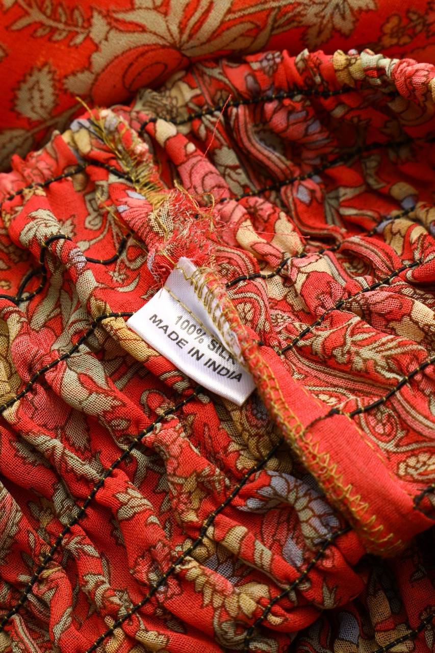 Carou Ohne Label Seidenkleid mit Muster Große Rabatte