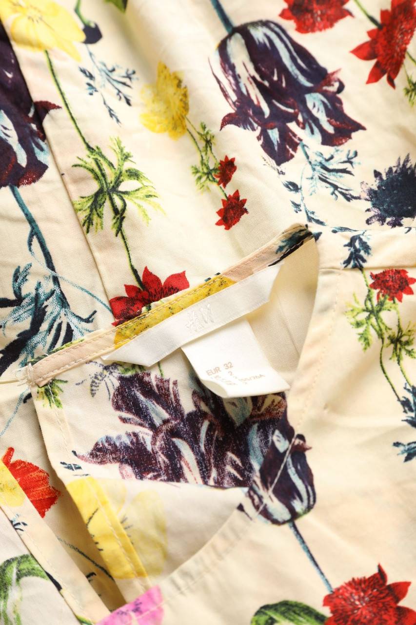 Carou H&M Bluse mit Blumen-Print zum Knoten Bestseller