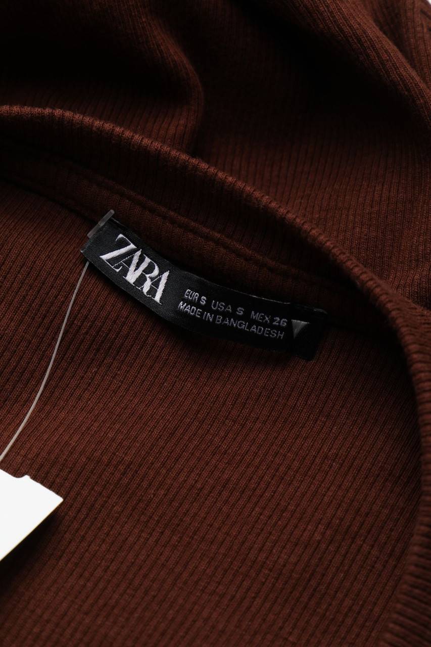 Carou ZARA Kleid mit Cut-outs Kostenlose Rückgabe