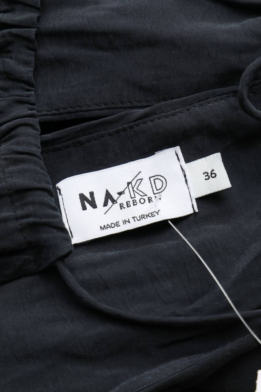 Carou NA-KD Top mit Rückenausschnitt 50% Rabatt mit kostenlosem Versand