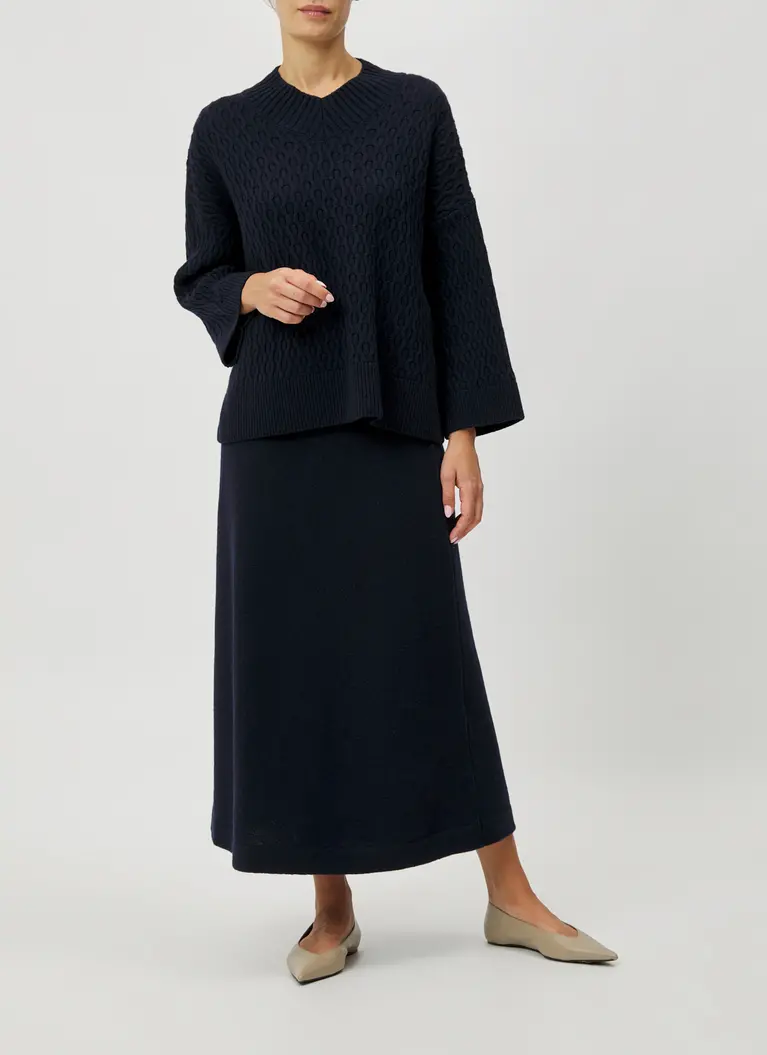 Maerz Muenchen V-Ausschnitt Pullover100% SchurwolleArt. Nr. 347700-399 Kostenloser Versand