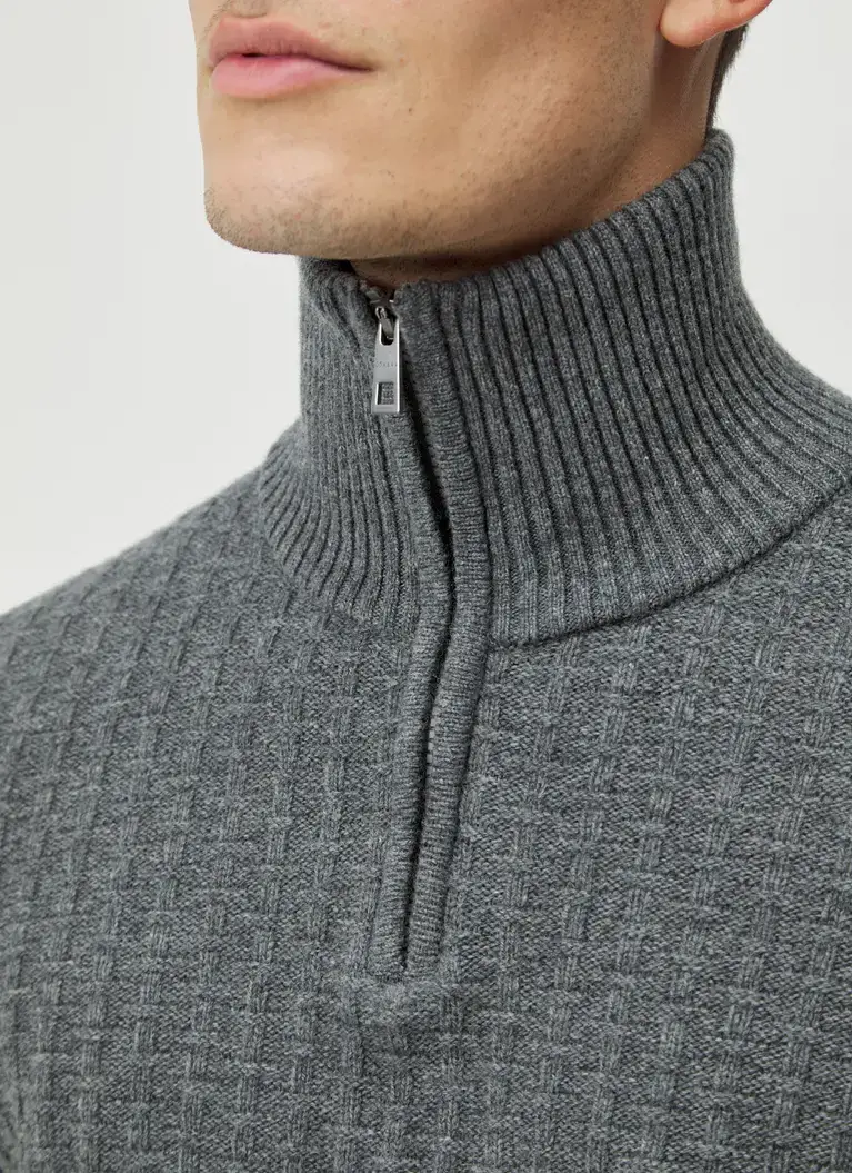Maerz Muenchen Troyer Pullover100% SchurwolleArt. Nr. 446100-579 im Angebot