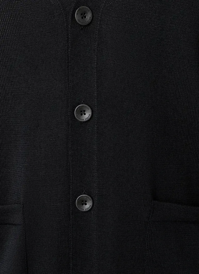 Maerz Muenchen Strick Cardigan100% MerinowolleArt. Nr. 581000-595 Rabatt
