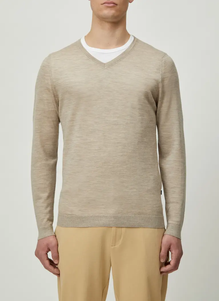 Maerz Muenchen V-Pullover100% MerinowolleArt. Nr. 403800-148 Rabatte dieses Monats