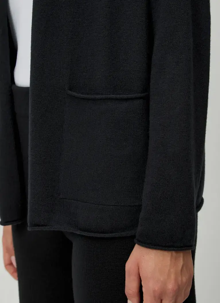 Maerz Muenchen Strickjacke100% Geelong-WolleArt. Nr. 235700-595 Letzte 3 Tage