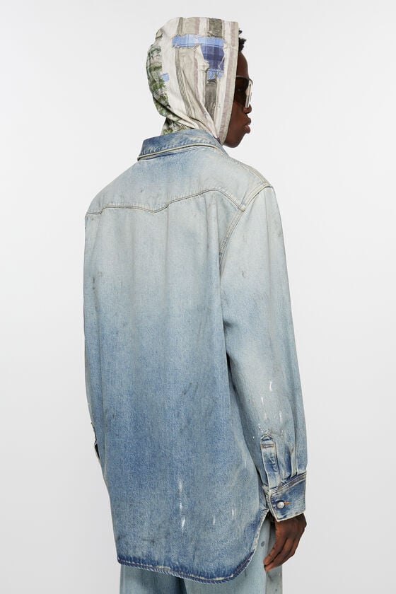 Acne Studios Jeanshemd – entspannte Passform Vierteljährliche Förderung