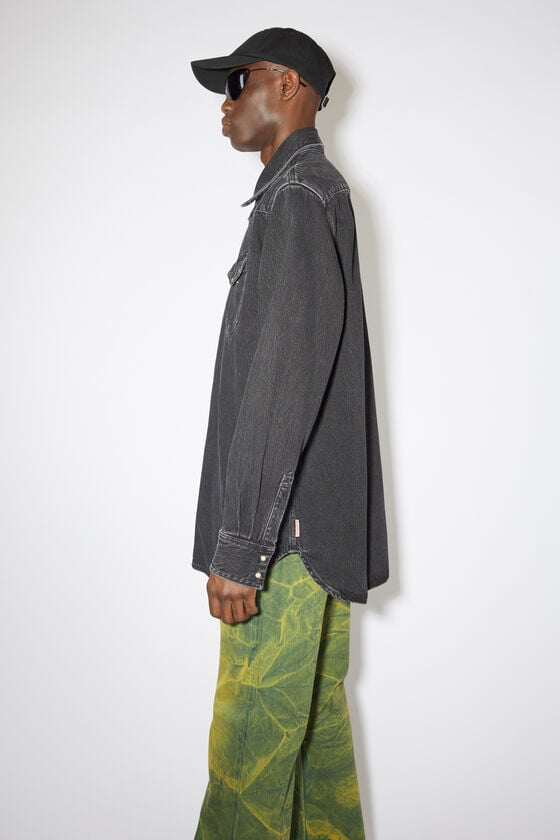 Acne Studios Jeanshemd mit Knopfleiste Clearance-Verkauf