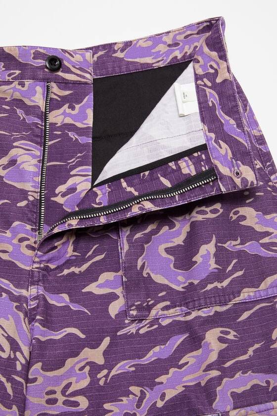 Acne Studios Hose mit Cargo-Print Begrenztes Angebot